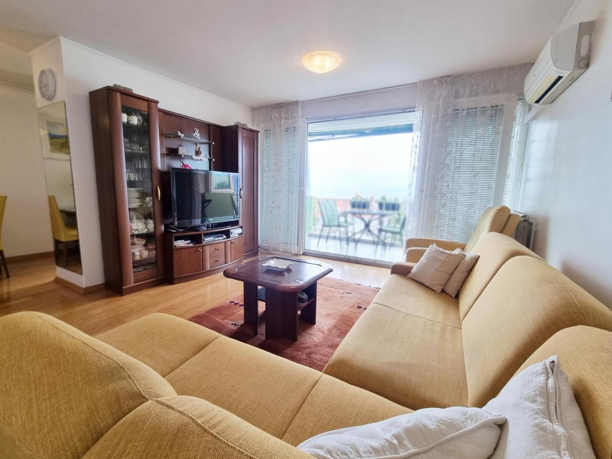 Apartment Rijeka With Sea View Buitenkant foto
