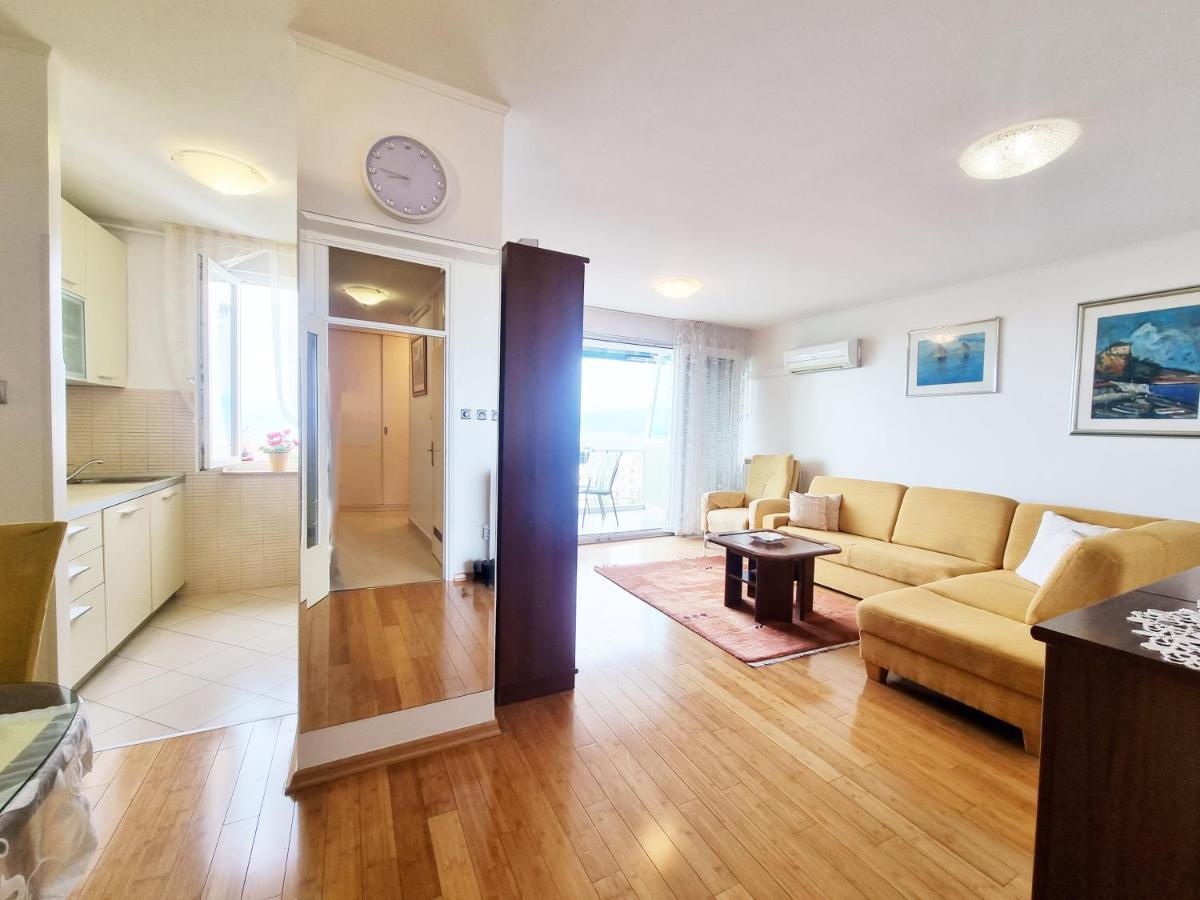 Apartment Rijeka With Sea View Buitenkant foto