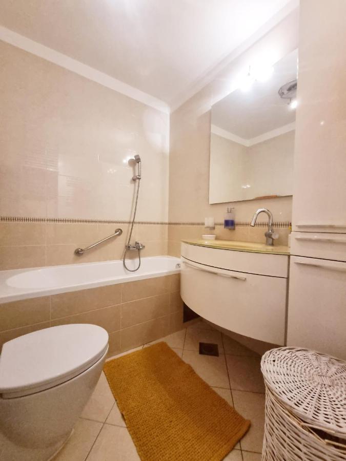 Apartment Rijeka With Sea View Buitenkant foto